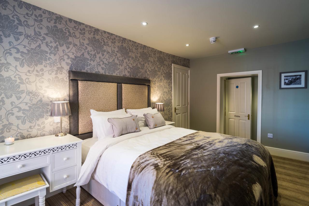 Greyhound Inn Wilton Wilton  Luaran gambar
