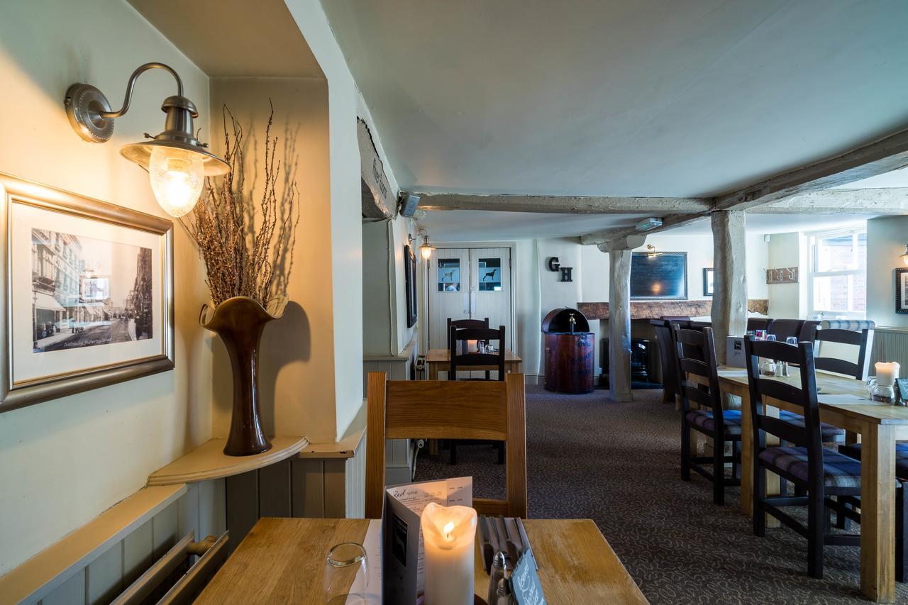 Greyhound Inn Wilton Wilton  Luaran gambar