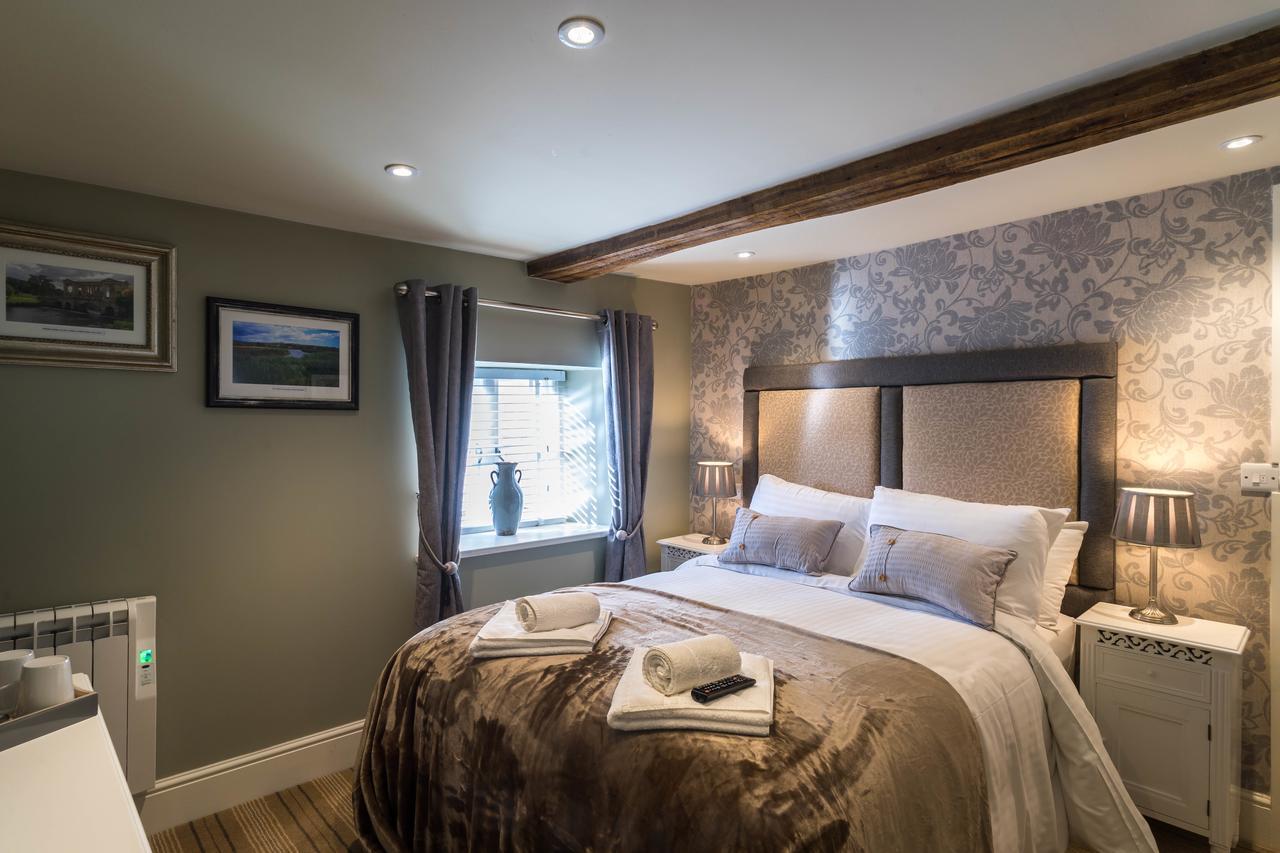 Greyhound Inn Wilton Wilton  Luaran gambar